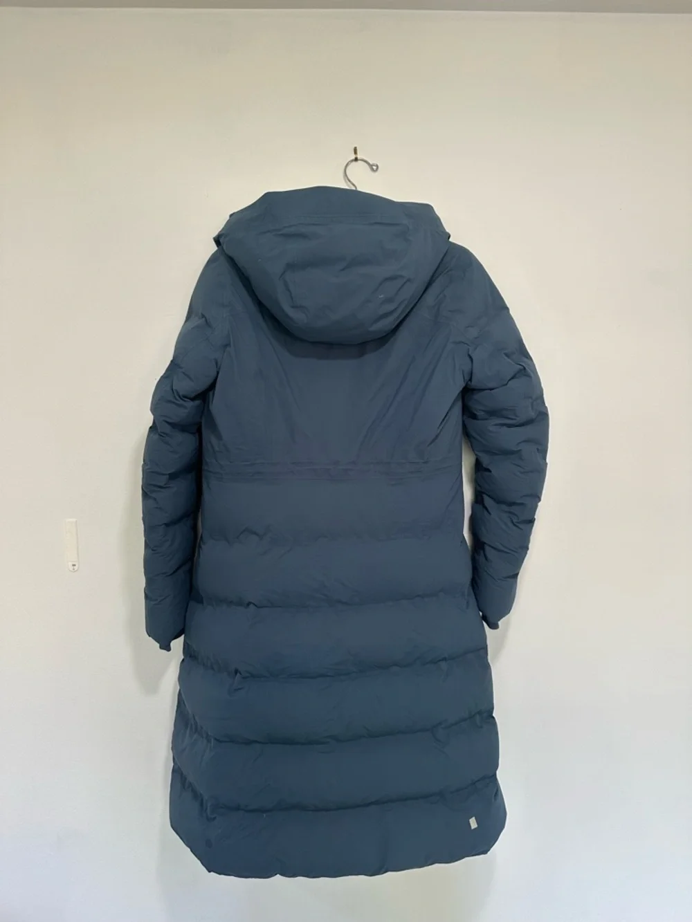 lululemon Sleet Street Long Hooded Puffer Jacket in Blue Slate - Picture 2 of 8